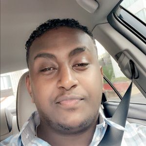 Meet your Posher, Markos